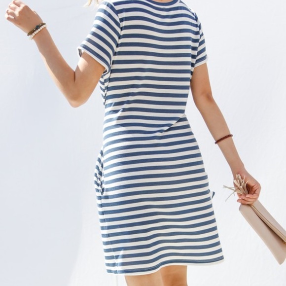 Striped Tie Waist Dress - Picture 2 of 3